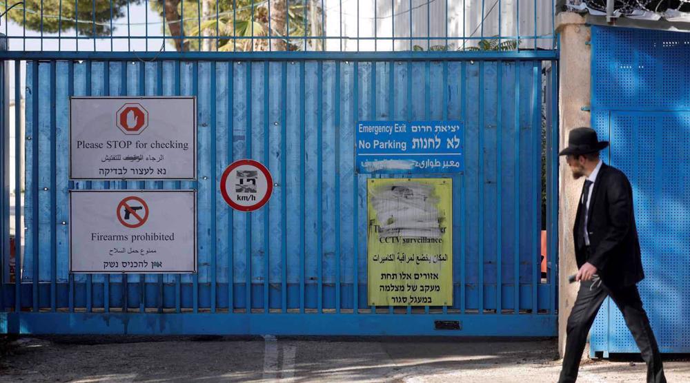 Israeli forces raid UNRWA headquarters in al-Quds after UN extends mandate 