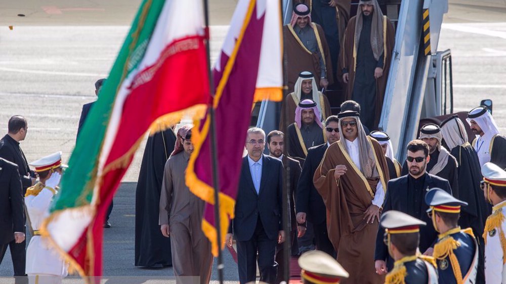 Qatari Emir arrives in Tehran for deeper cooperation talks 