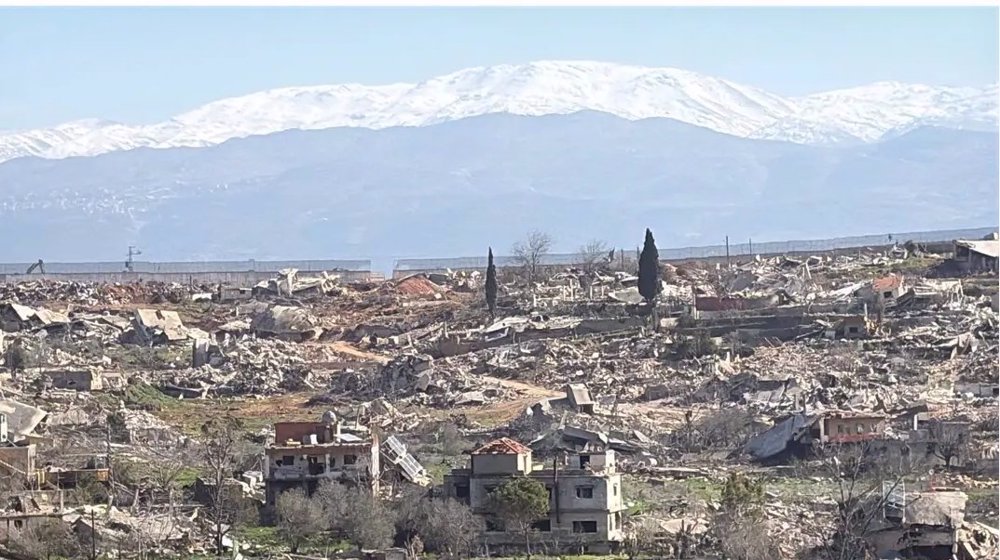 Lebanese return to flattened homes after incomplete Israeli pullout