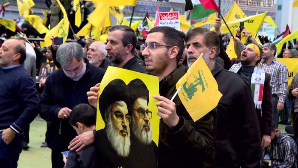 Tehran commemorates martyred Hezbollah leader