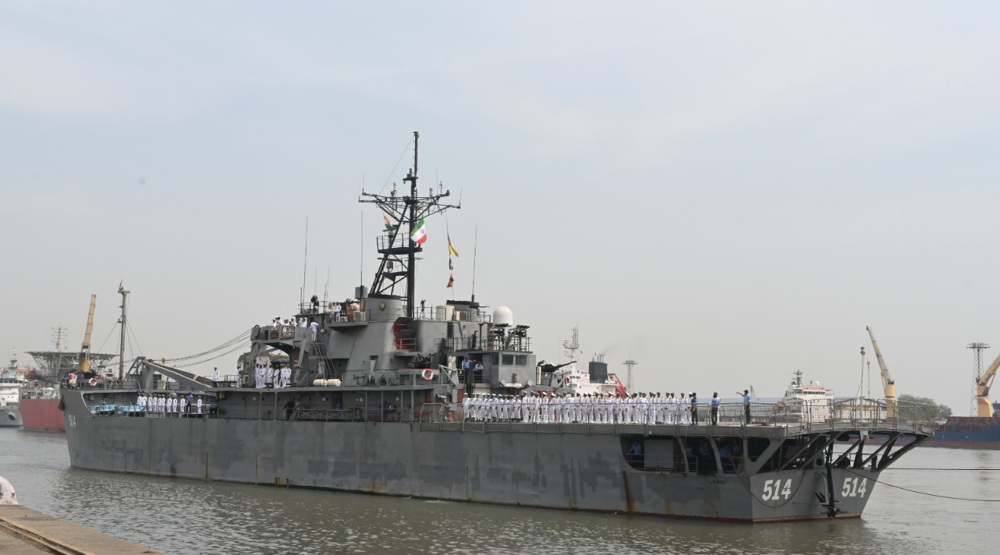 Lavan landing ship-Iranian Navy-100th flotilla