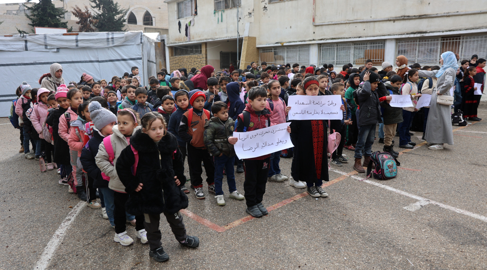 Schools destroyed: 100,000 Gaza students enroll for new academic year