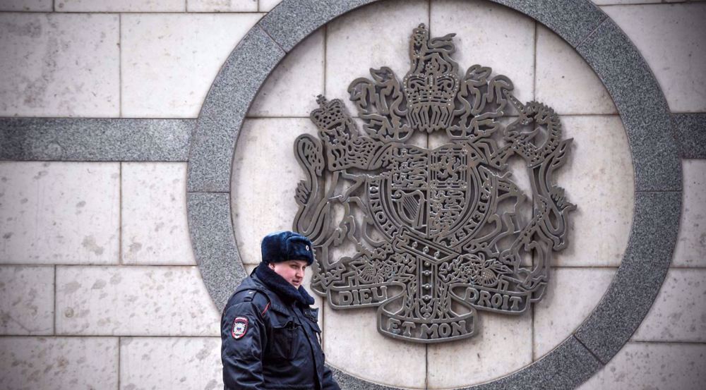 Russia expels two British diplomats for spying