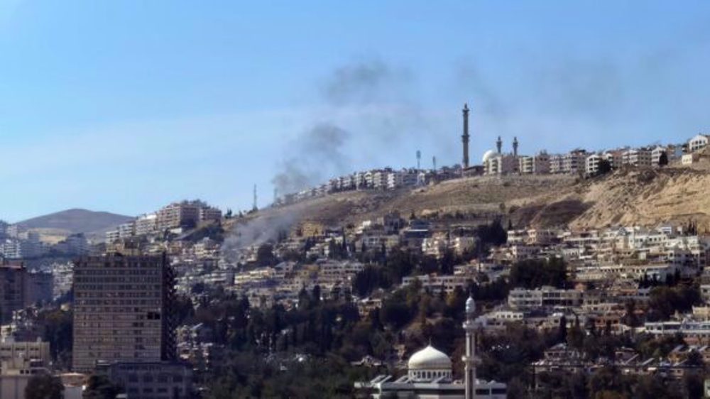 Israel jets bomb Damascus outskirts as tanks advance deeper in Quneitra