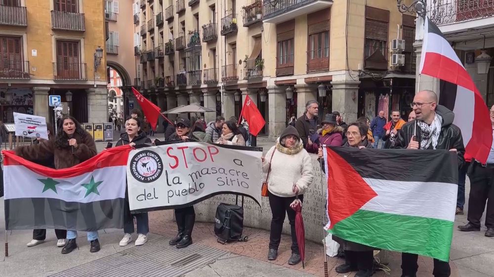 Spanish protesters urge government to stop supporting new Syrian regime