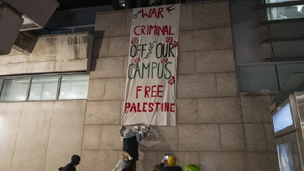 Columbia University students protest Naftali Bennett invitation