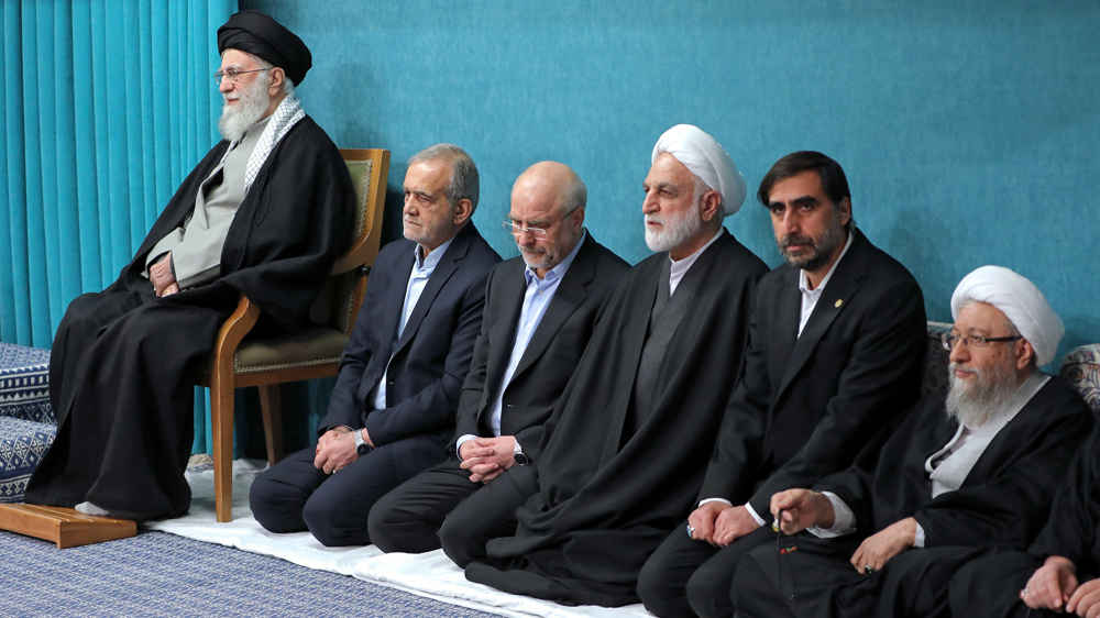 Leader: Iran will absolutely reject bullying powers’ insistence on talks