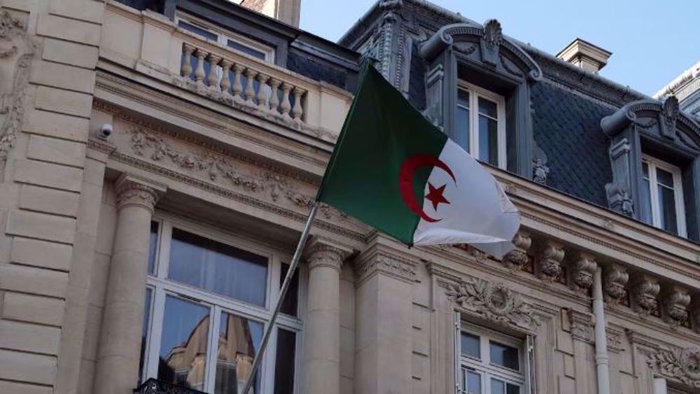 L’Algérie suspend l’exemption de visa pour les Français titulaires de passeports diplomatiques