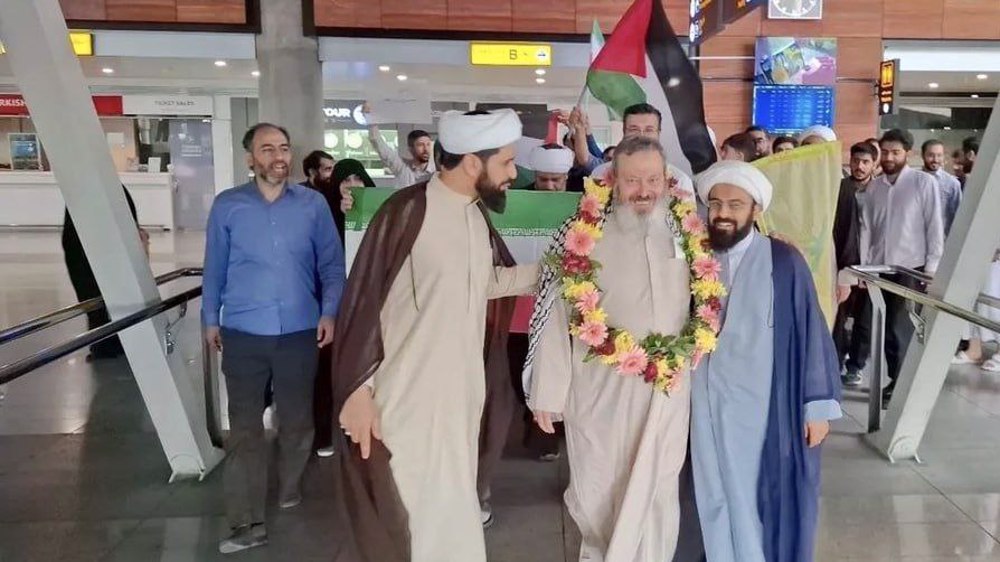 Two Iranian nationals return home after release by Saudi Arabia 