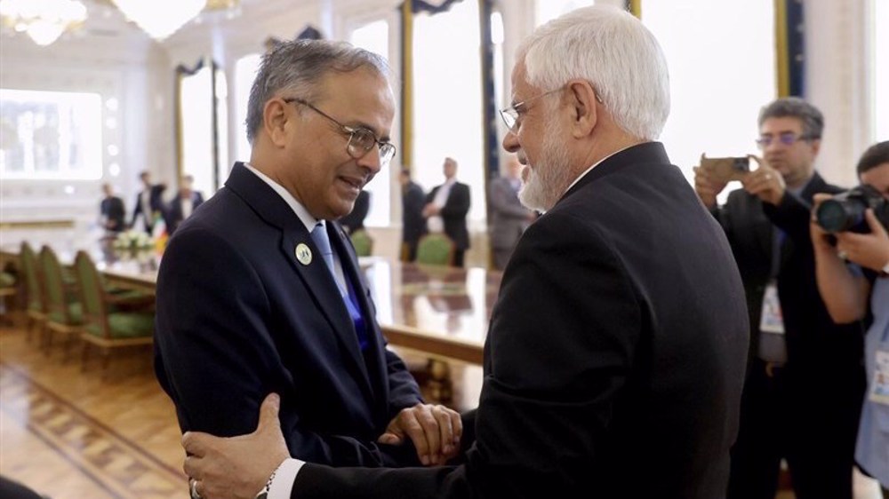 Iran calls on ECO states to formulate free trade regulations 