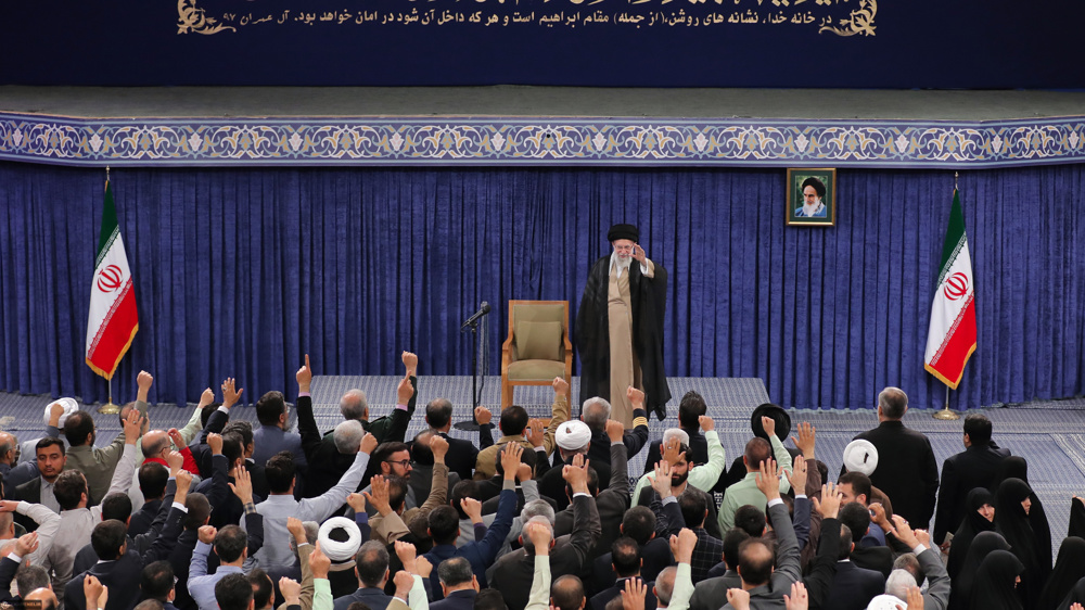 Ayatollah Khamenei: No benefit for Islamic Ummah greater than unity