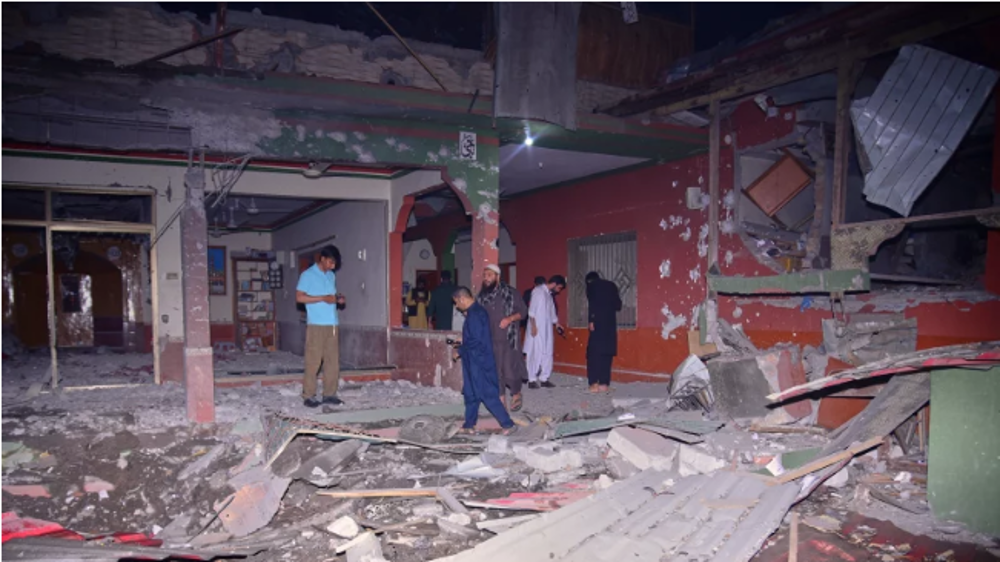 Civilian toll mounts as India, Pakistan stand on brink of war 
