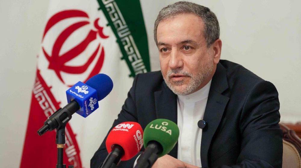 Araghchi remercie les forces armées iraniennes d'avoir puni Israël pour son agression