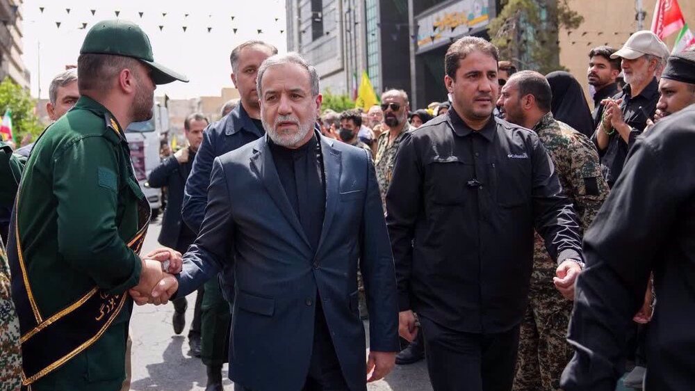 La puissante nation iranienne ne cédera pas face aux oppresseurs 