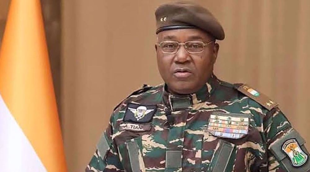 Le Président Tiani accuse Paris et Washington de soutenir des groupes terroristes au Sahel