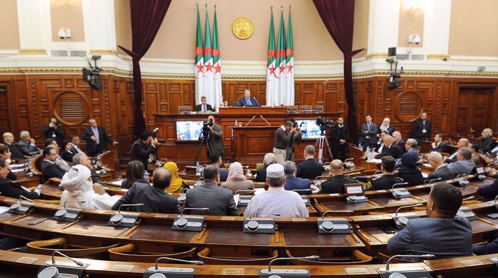 L’Algérie indignée par la provocation délibérée du Sénat français