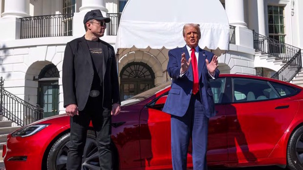 Trump lobs fresh insults at his ex-aide tech billionaire Elon Musk