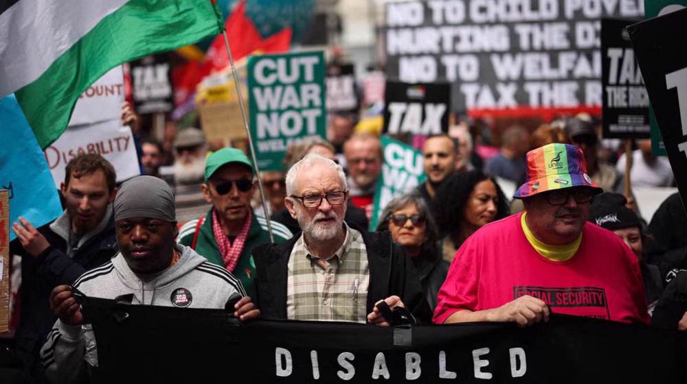 ‘Welfare, not warfare’: Thousands protest in London against austerity cuts
