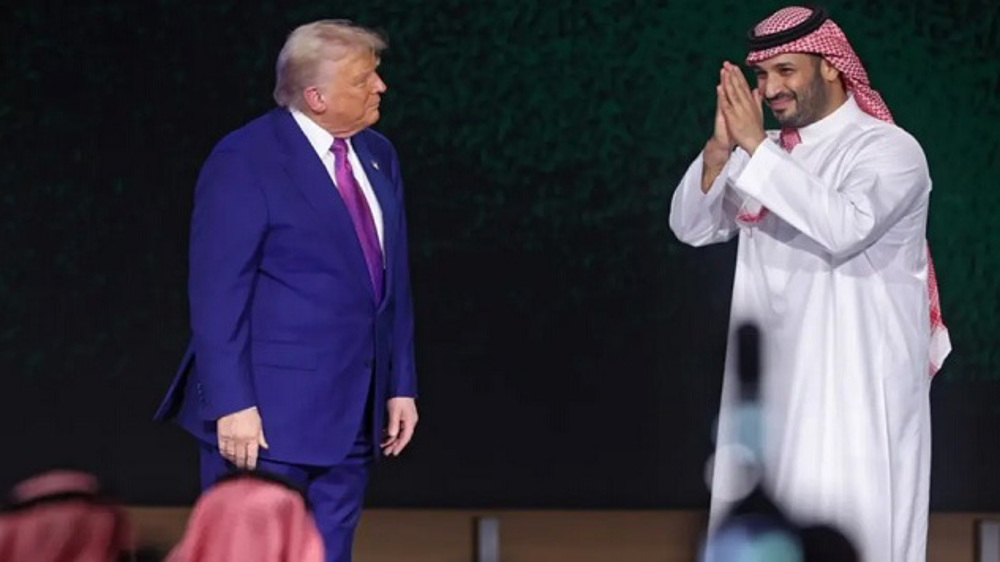 The Sultan and the subjects 