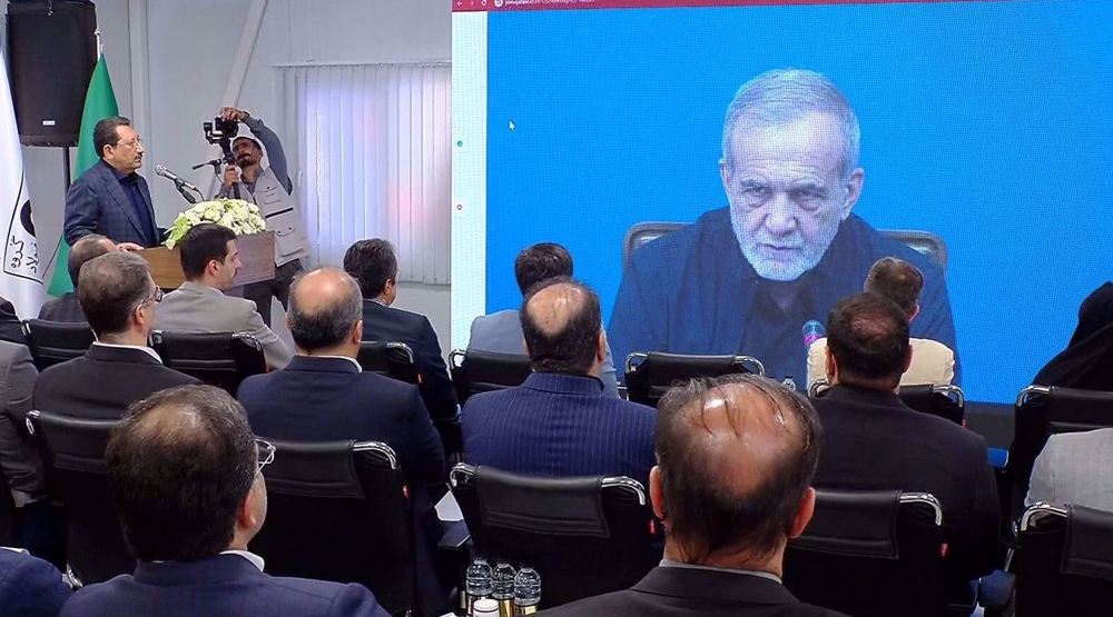 President inaugurates Iran’s largest solar power plant in Isfahan