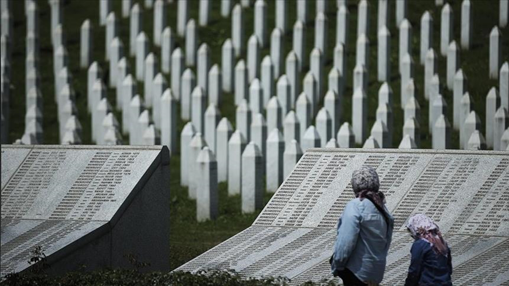 La Bosnie honore les victimes du génocide de Srebrenica 30 ans après