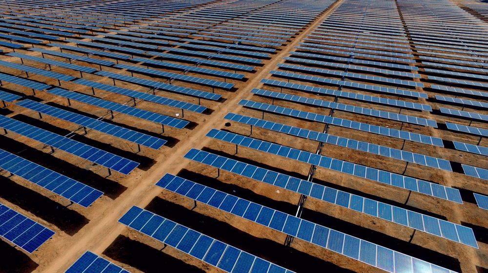 Iran: la plus grande centrale solaire du pays inaugurée à Ispahan  