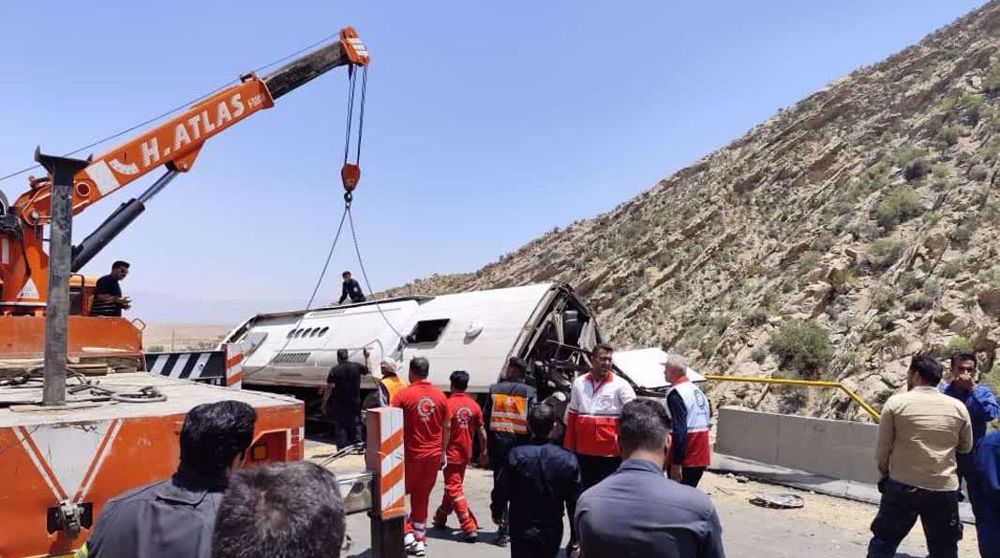 Bus crash in southern Iran kills 21