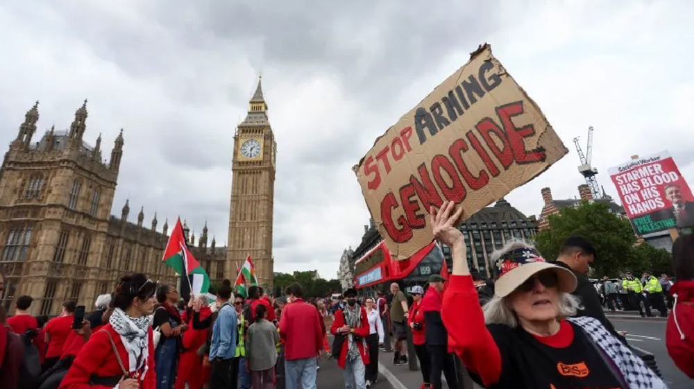 London marches against arming Israel