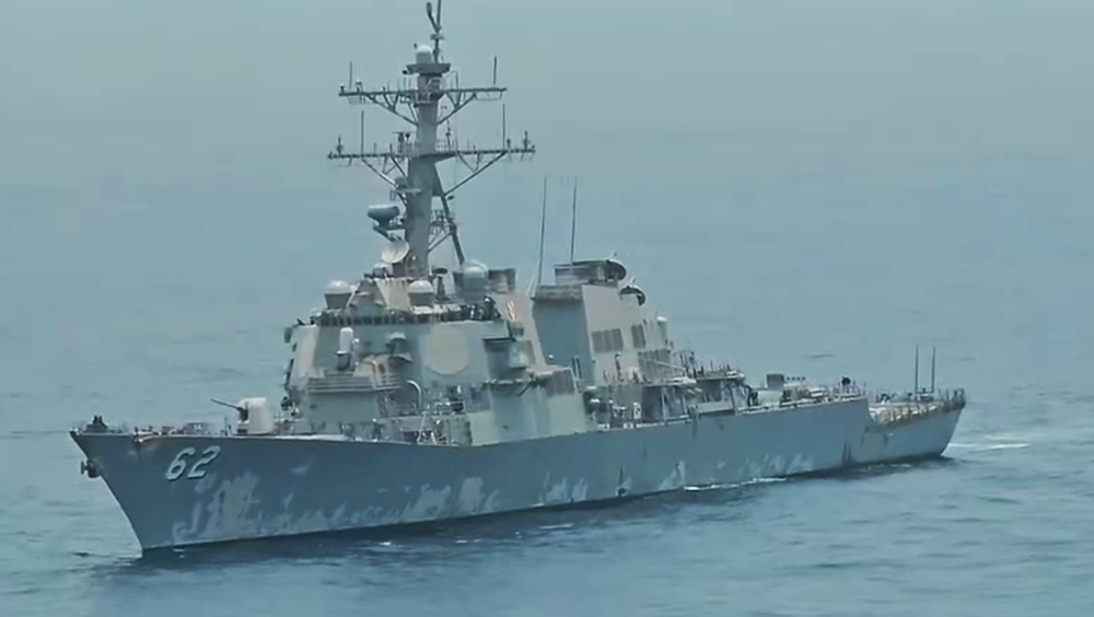La marine iranienne intercepte un destroyer américain 