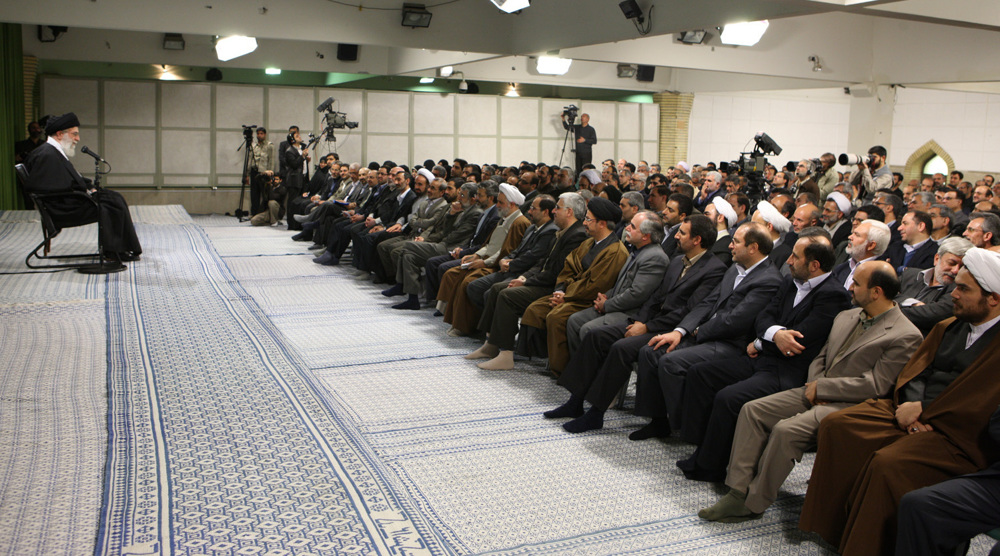 Iran professors vow no safe place for US, Israeli leaders over threat