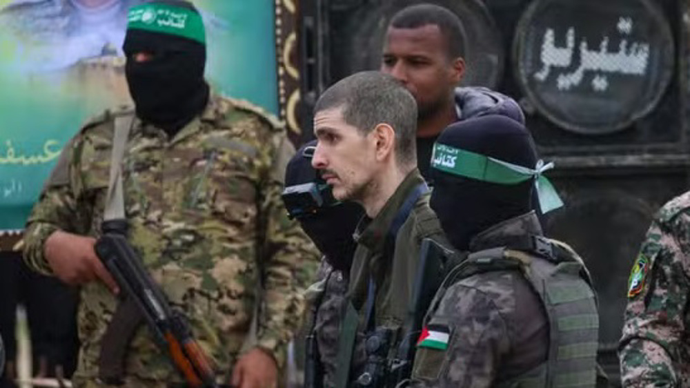 Hamas agrees to releasing 10 Israeli captives to help advance ceasefire talks