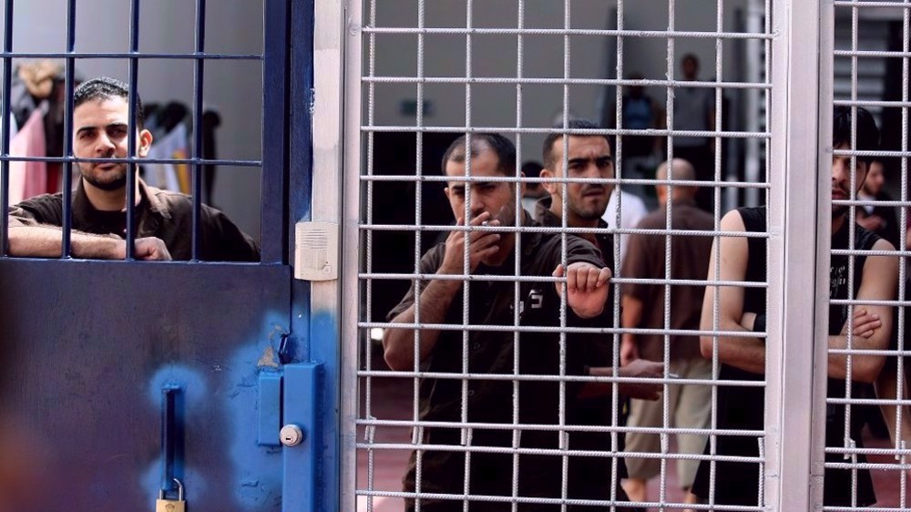 Rights groups: Israel imposes restrictions on Palestinian inmates’ lawyers