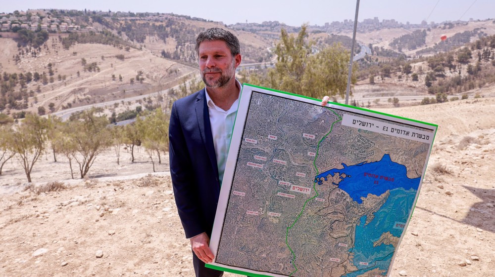 Israeli minister unveils plan to build 3,000 new settler units in West Bank