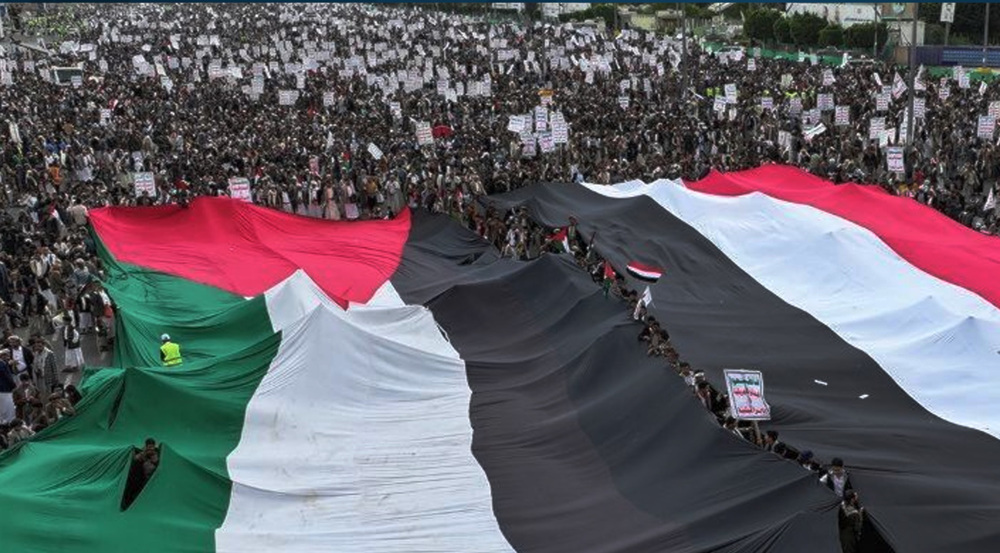Yemeni protesters in Sana’a slam Arab countries for complicity in Israeli crimes