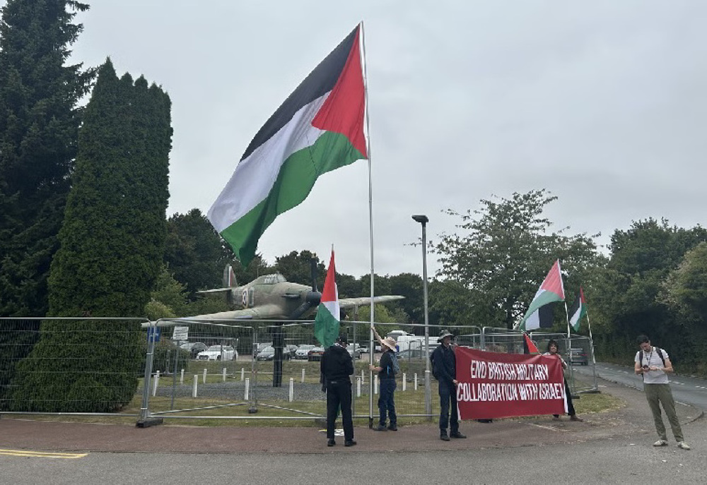 Mass protest at RAF high command against UK's complicity in Gaza genocide