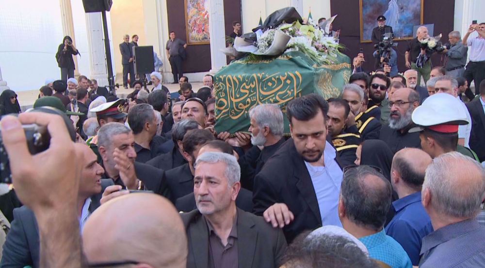 Iran bids farewell to miniature painting icon Farshchian