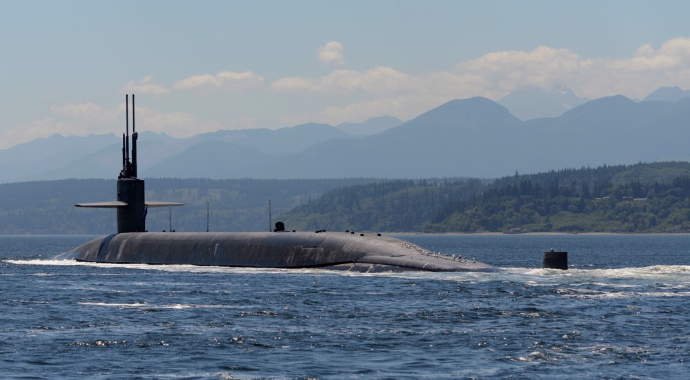 Trump déploie deux sous-marins nucléaires près de la Russie