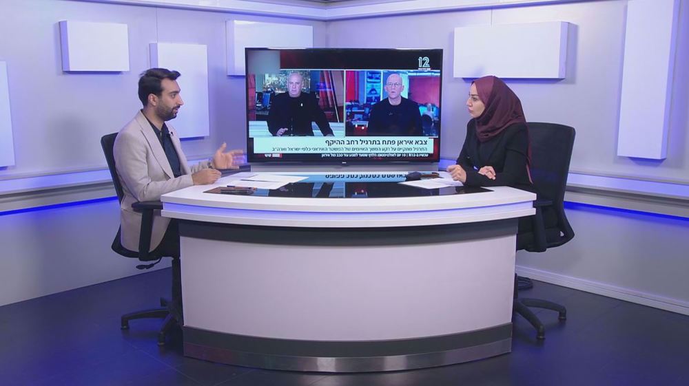 The Iranian missile maneuvers