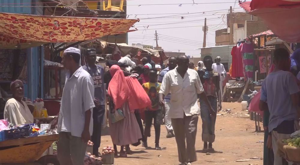 Khartoum welcomes 500,000 displaced as cabinet convenes after two years