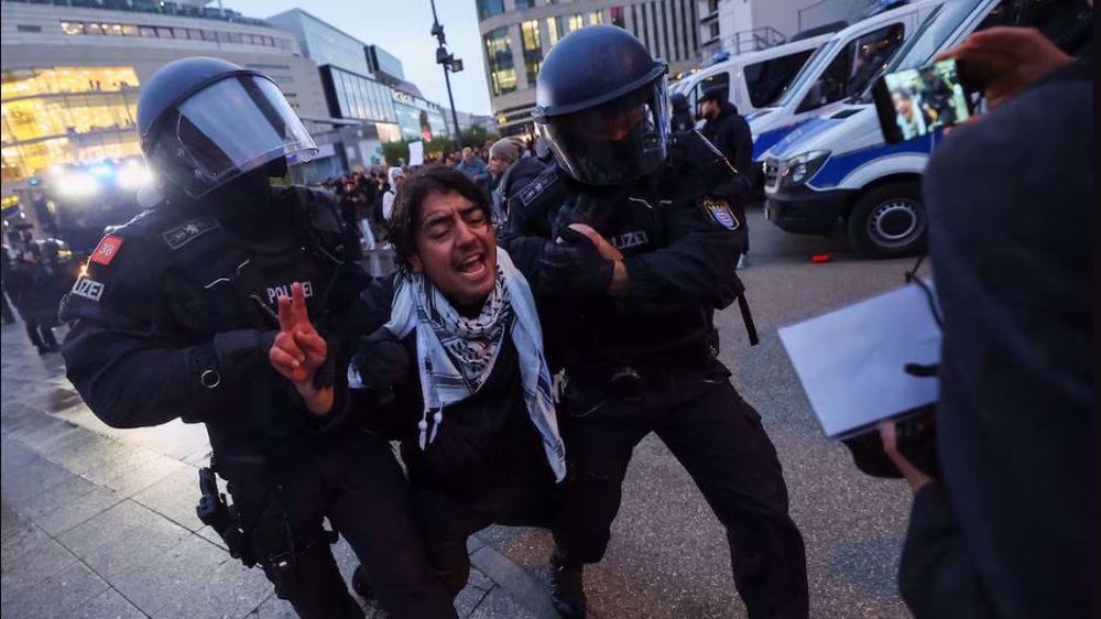 Allemagne: la police a violemment arrêté des manifestants pro-Palestine