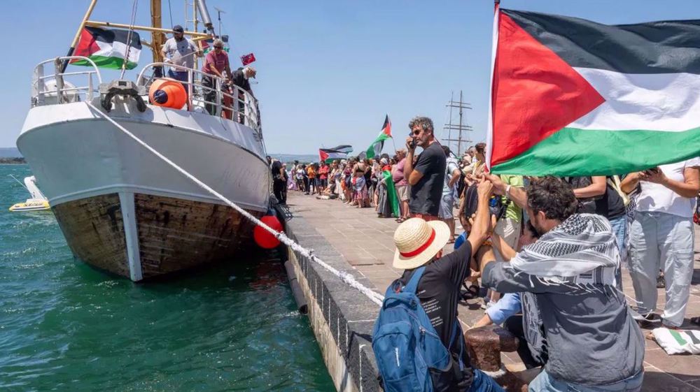 Gaza-bound Global Sumud Flotilla sets sail from Barcelona
