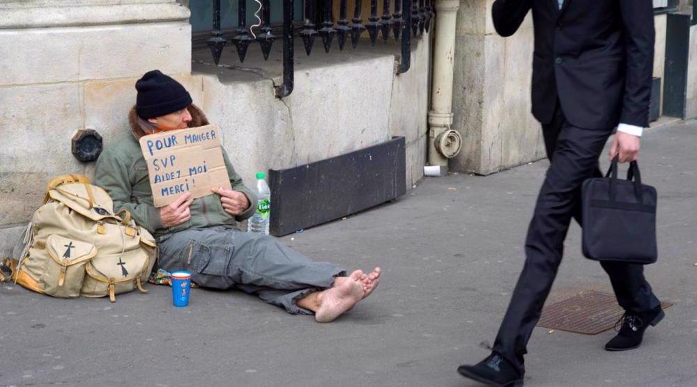 France: la Ville de Vierzon annule son arrêté anti-mendicité 