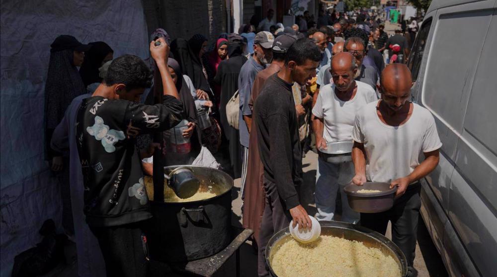 Israeli forces kill four aid seekers, injure several others in central Gaza