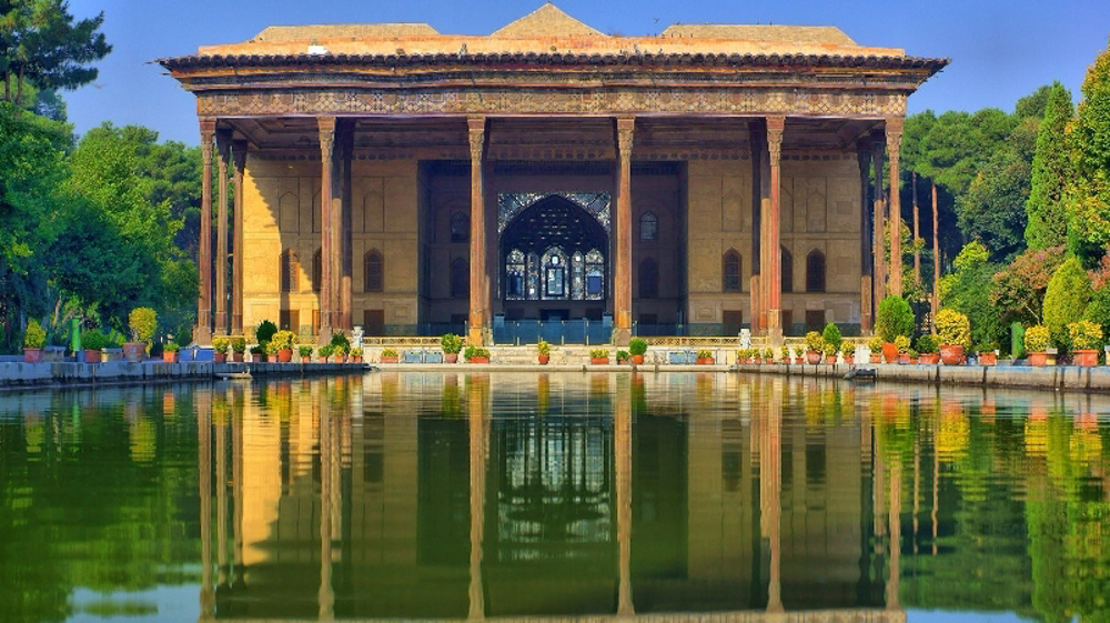 Découvrir l'Iran : le Palais Chehel Sotoun à Ispahan