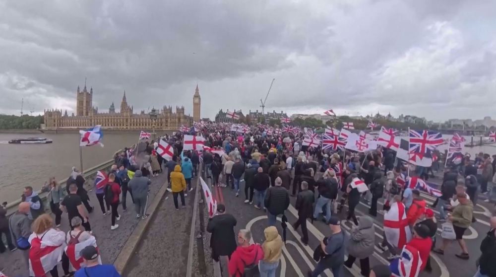 Explosion of far-right violence rocks UK