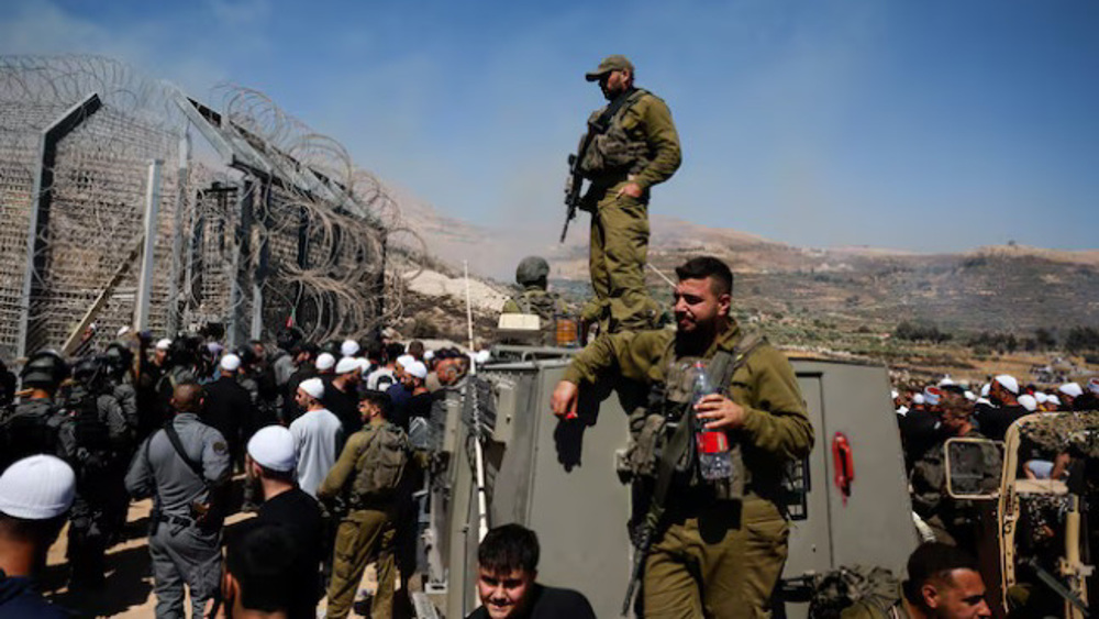 Israeli troops invade south Syria after 'security agreement' with HTS