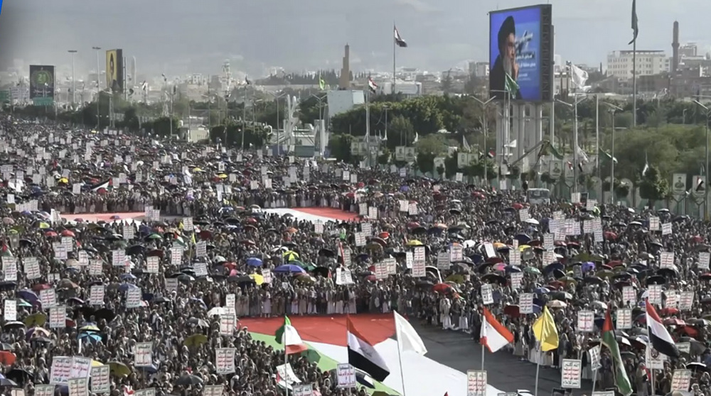 Yemenis rally in Sana’a to commemorate martyrdom anniv. of Hezbollah leader
