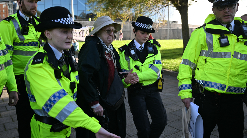 UK police arrest pro-Palestinian protesters in Liverpool during Labour Party conference