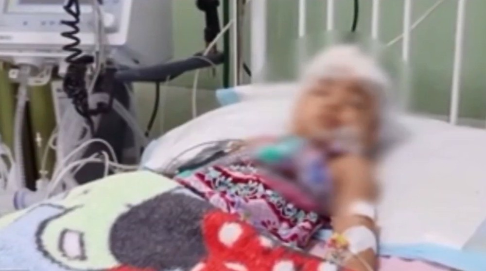 Two-year old girl shot by foreign-backed rioters dies in northeast Iran