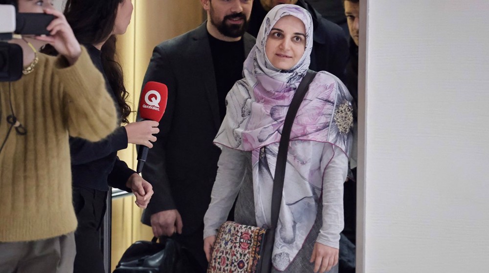 Esfandiari thanks Iranians for support as France tries pro-Palestine activist  